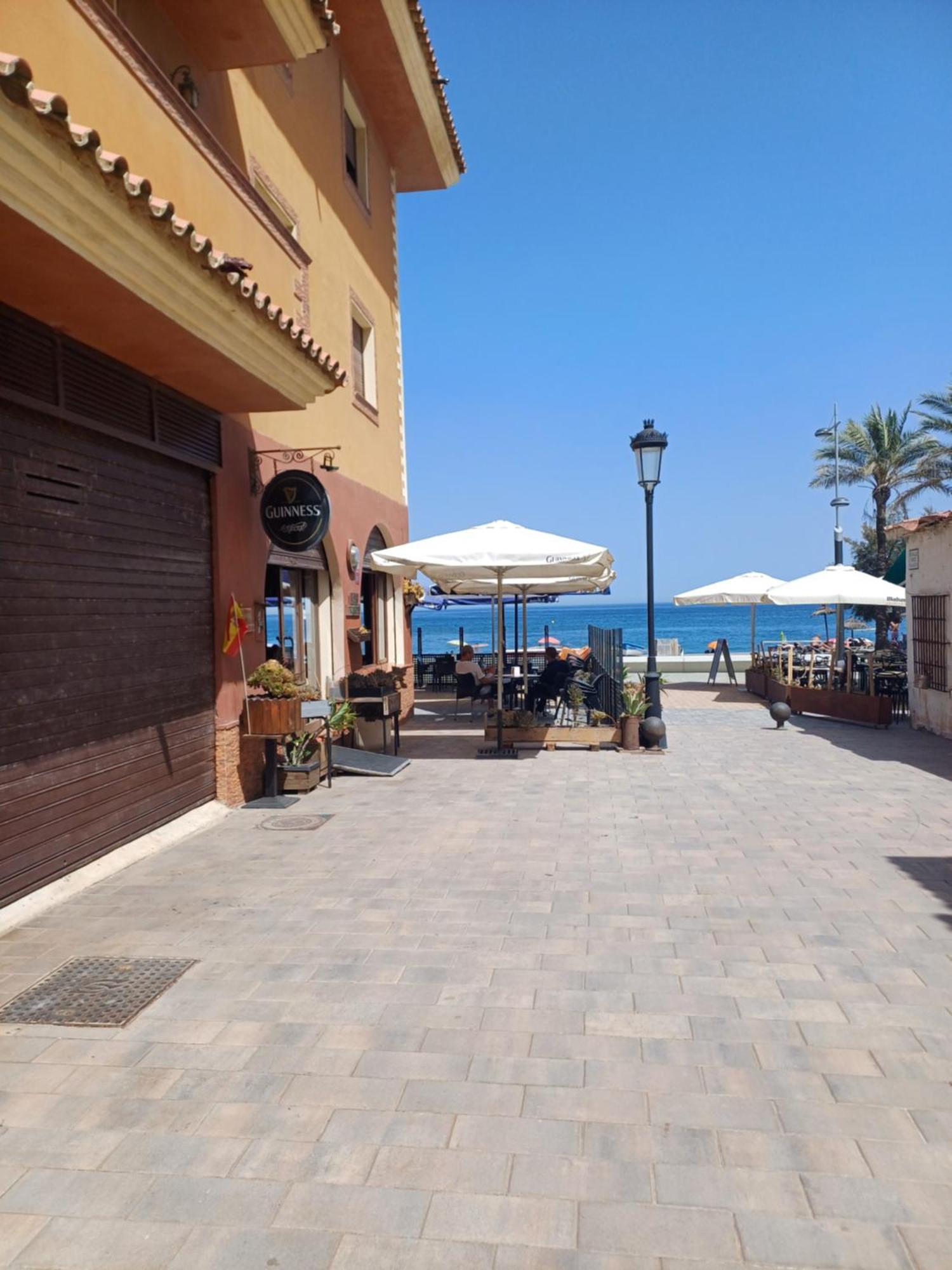 Beautiful Beachfront Newly Renovated 2 Bedroom Apartment With Swimming Pool And Garden Сан-Луїс-де-Сабінільяс Екстер'єр фото